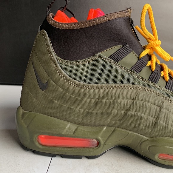 674 NIKE AIR MAX 95 SNEAKERBOOT DARK LODEN OLIVE GREEN Men’s Size 10 - Picture 2 of 13
